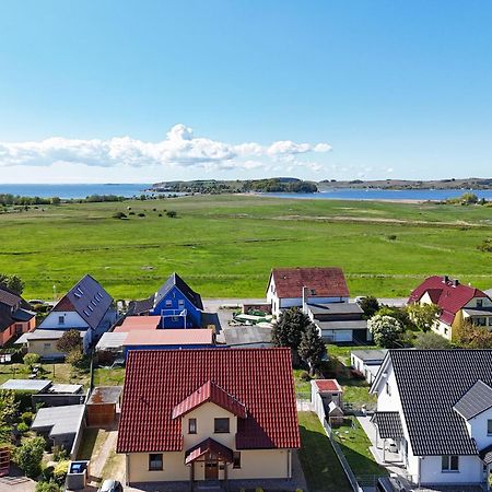 Schicke Fewo Mit Terrasse, Gratis Nutzung Vom Ahoi Erlebnisbad Und Sauna In Sellin - Haus De Niege Wech Fewo 02 Thiessow Ngoại thất bức ảnh